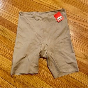 Spanx Mid Thigh Short